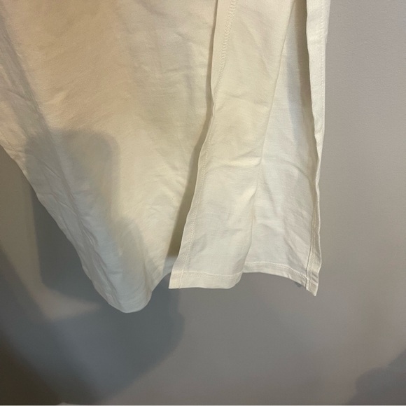 Daily Practice Sporty White and Red Dress - Picture 11 of 12